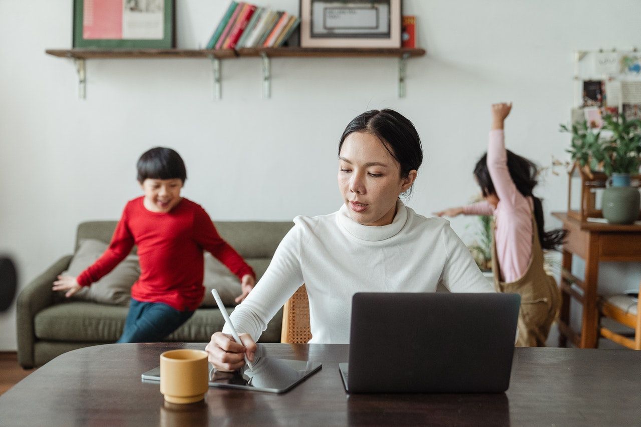 42% of Malaysian Employees Believe That a Gender Pay Gap Exists in the Majority of Organisations Within Malaysia. [Report]